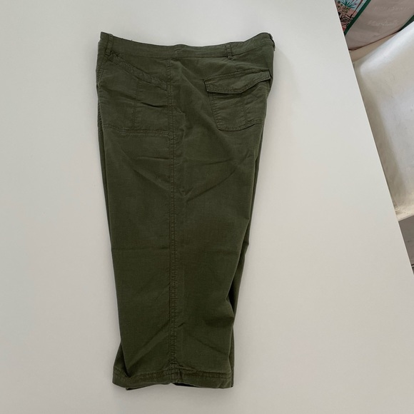 SMART SET Linen Blend Olive Green Capri Pants ~ Size 12 - Picture 9 of 16